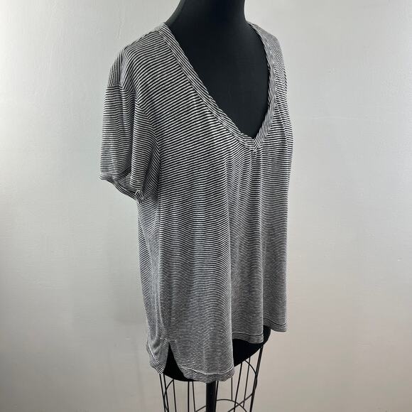 Wilt Black White Top Cotton Striped Ribbed V-Neck Short Sleeve Size Large L USA - Picture 5 of 10